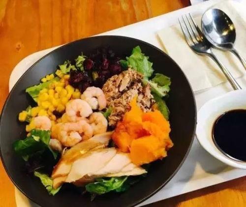 网红街边酒店的吃瓜,揭秘吃瓜群众的美食狂欢现场